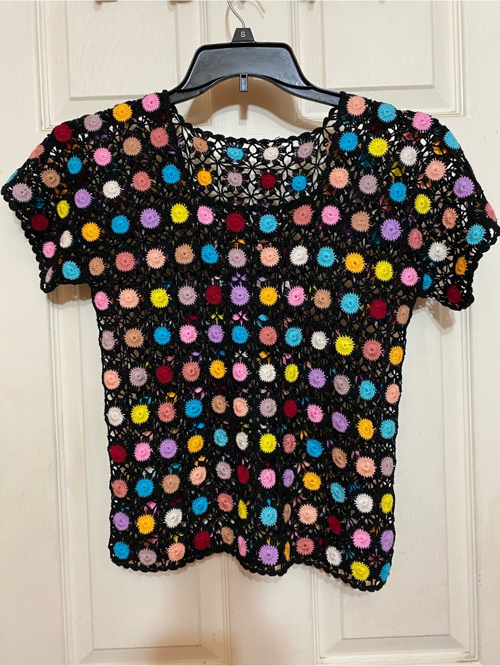 Crocheted Short Sleeve Knit Top Multicolor Floral Pattern popcorn stitches S